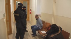 Podle policie zabil roční batole! Muže dnes soudce poslal do vazby