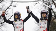 Jezdec Ogier má další titul. Staronový král světové rally pořádně oslavoval