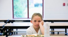 Školka kvůli muslimským dětem zakázala vepřové! Rodiče zuří