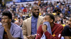 LeBron zůstal v saku a Cleveland nechal v Indianě všechny body