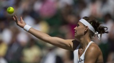 WIMBLEDON, 1. den: Šafářová vstala z mrtvých. I Plíšková jde dál