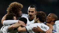 Manchester vyhrál i ve Francii, postupují také Krasnodar a Schalke