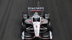 Domácím hvězdám vypálil rybník Newgarden. Jezdce potrápil déšť
