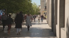Vláda PES nedodržuje, poukazuje opozice. Rozvolňování je chaotické