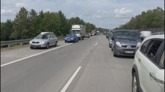 Dálnici D1 zablokovala nehoda. Rodina se třemi dětmi skončila v nemocnici