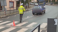 Auto srazilo pětileté dítě v Domažlicích, má zranění hlavy