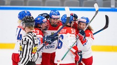 České hokejistky slaví historickou medaili, v bitvě o bronz zdolaly Švýcarsko