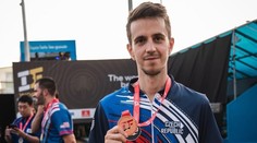 Češi mají první medaili ze Světových her. O zlato si zahrají inline hokejisté