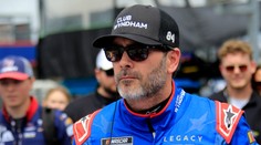 Závodník NASCAR prožívá tragédii. Jeho tchyně měla zastřelit dva lidi i sebe