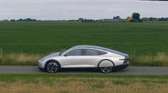 Sen se stává realitou? Tohle auto umí jezdit zadarmo, má to ale háček