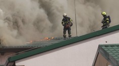 Areál nábytkářské firmy začal hořet podruhé. Škoda jde do milionů korun
