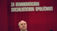 Rudé právo psalo o světlých zítřcích, soudy zatím vynášely tvrdé rozsudky