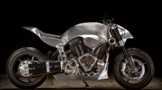 Výroba tohoto motocyklu zabrala 650 hodin práce. Cena je šílená!