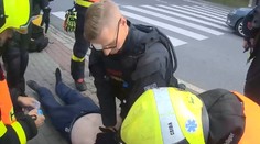Senior narazil autem do sloupu. Život mu zachránila správná resuscitace