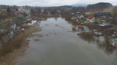 Hladiny řek nebezpečně stoupají, k tomu se přidal vydatný déšť