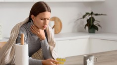 Urputná bolest v krku. Šíří se virus, který je silnější než chřipka a covid, říká expert