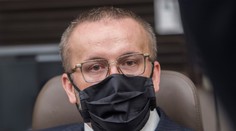Soud poslal šéfa slovenské tajné služby do vazby, měl brát úplatky