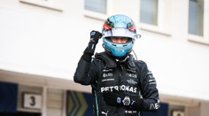 Kvalifikaci v Maďarsku ovládl Russell. Verstappen odstartuje z páté řady
