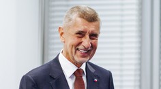 Babiš to s Ukrajinou sehraje na obě strany. Bruselu nakonec vyjde vstříc, hodnotí Pehe