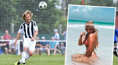 Nedvědova dcera v plavkách u moře: Tatínkovi poslala blahopřání!