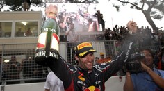 VIDEO: Webber řádil po triumfu v Monaku v bazénu