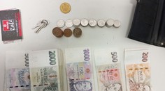Zákazník ztratil v obchodě peněženku s téměř 411 tisíci. Poctiví lidé vše vrátili