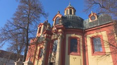 Stát letos prodal majetek za 1,65 miliardy korun. Nejdražší byl zámek Kunratice