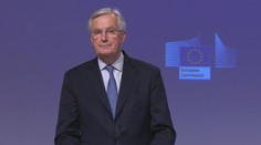 Francouzská vláda padla. Po premiérově rezignaci volá drtivá většina poslanců
