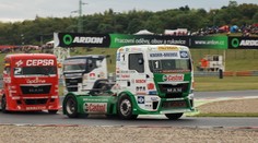 Ovládne Buggyra opět mostecký autodrom? Sledujte živě na VOYO!