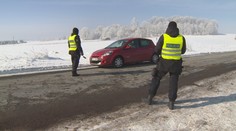 Na izolované Trutnovsko se denně snaží dostat stovky řidičů