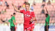 Ligisté jsou blízko k udržení. Úvodní zápasy zvládly Pardubice i Zlín