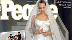 Krásná jako vždy! První svatební fotky Angeliny Jolie a Brada Pitta