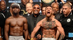 Zpěv i bučení fandů: Conor a Floyd mají odváženo! Jak dopadli?