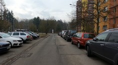 V českých městech chybí parkovací místa. Problémy jsou hlavně na sídlištích