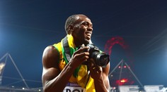 S tímhle foťákem blbnul Bolt v Londýně. Teď si ho můžete koupit