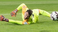 Gebre Selassie fauloval, Pavlenka nechytil penaltu a Brémy končí