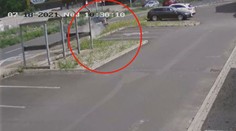 Pod vlivem drog ujížděl policii. Havaroval a chtěl se schovat v řece