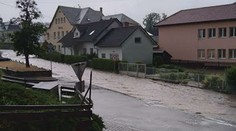 Prudký přívalový déšť vyděsil vesnice na Opavsku. Zatopil 20 domů