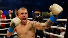 Tiskovka před zápasem Paula s Diazem skončila bitkou, popraly se ochranky