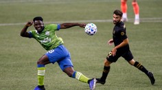 Kanadské týmy vyšly na prázdno, do čela na západě se vrátil Seattle