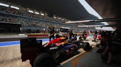Vettel získal v Indii pole position! Alonso pojede až ze třetí řady