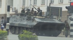 Mugabe odstoupit nechce, v zemi už ale slaví jeho konec!