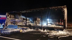 Dálnici u Berouna uzavřel požár návěsu, moc z něj nezbylo
