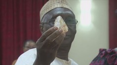 Pastor v Sierra Leone našel obří diamant. Cenu zatím nikdo nezná