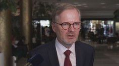 Premiér Fiala po návratu z Afriky onemocněl. Na poslední chvíli ruší plány