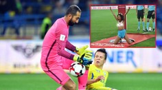 Hanbatý protest! Nahá fanynka narušila bitvu o mistrovství světa