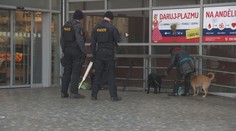 Drogy a alkohol. Situace v Praze kolem Anděla se zhoršuje, úřady marně hledají řešení