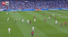 Fantastická pumelice! Rodriguez se do toho opřel z voleje