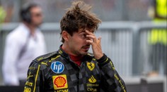 Tohle Leclerc neubrzdil. Hvězda Formule 1 zavinila bizarní nehodu v ulicích Monaka