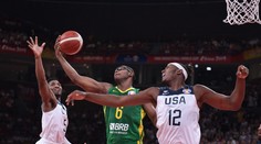 Češi slaví postup do čtvrtfinále! USA pomohly demolicí Brazílie